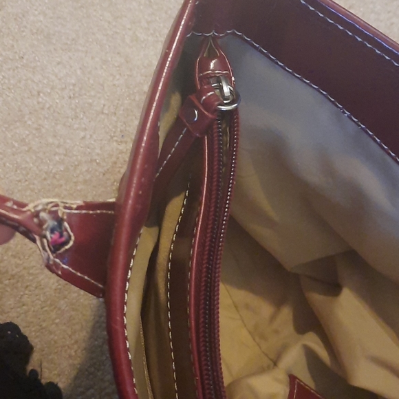 Red purse - Picture 10 of 12